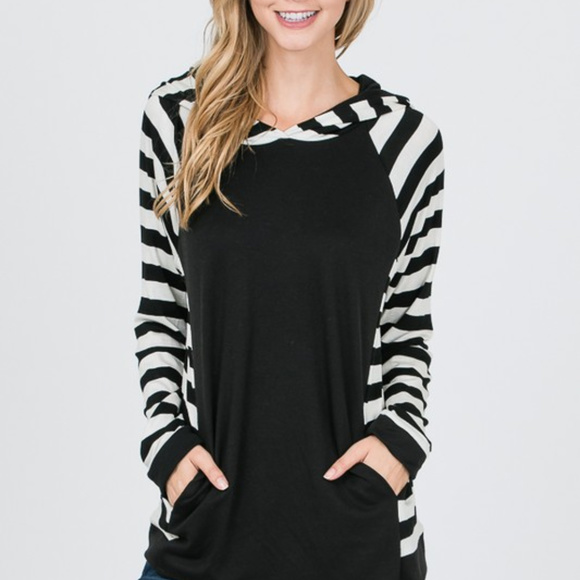 *PRICE FIRM*  Striped Hooded Top & Side Pockets - Picture 5 of 8